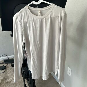 Lululemon love tee size 10